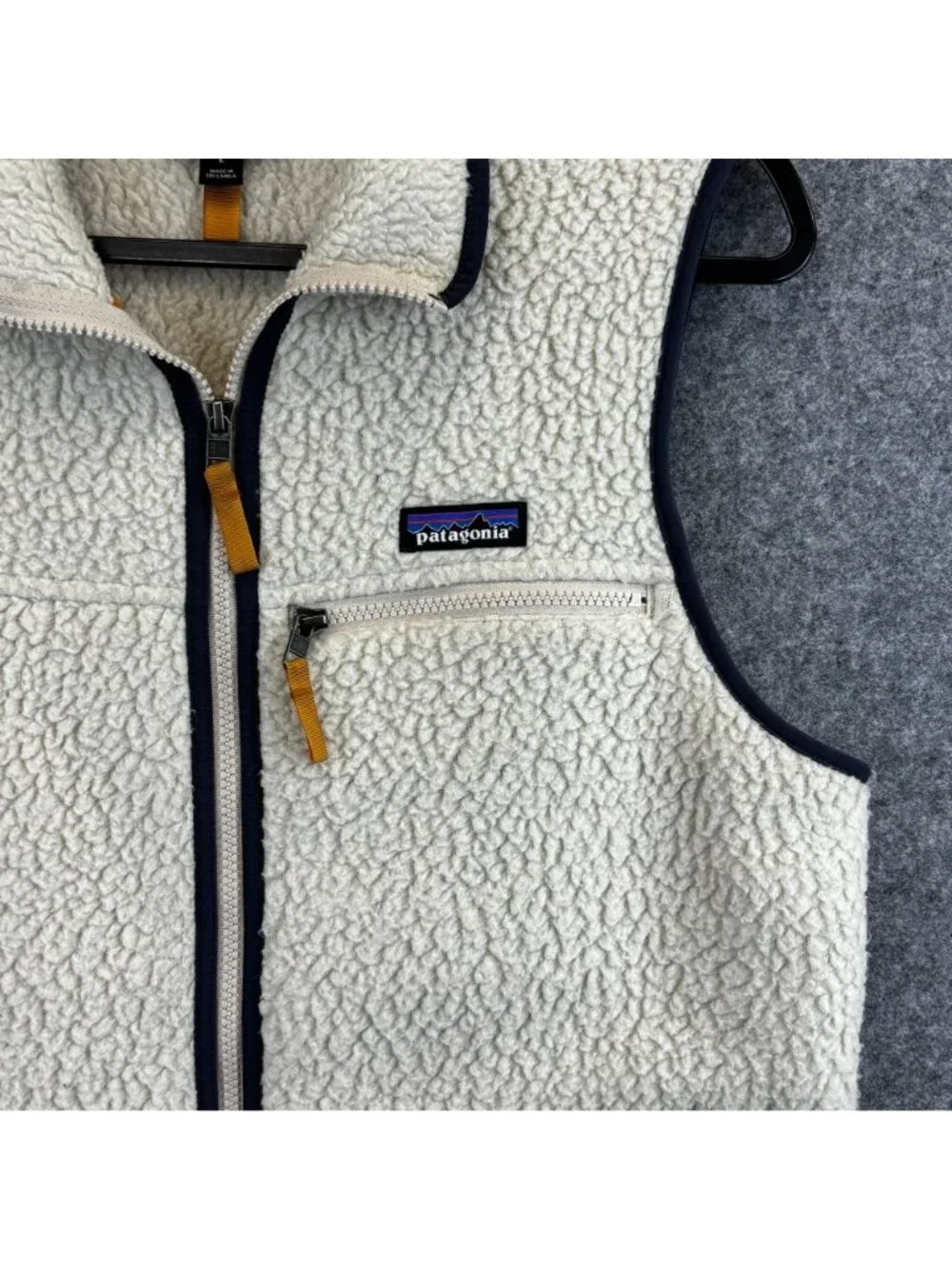 Patagonia Retro Pile Womens Large Vest White Sherpa Fleece w Zip Pockets